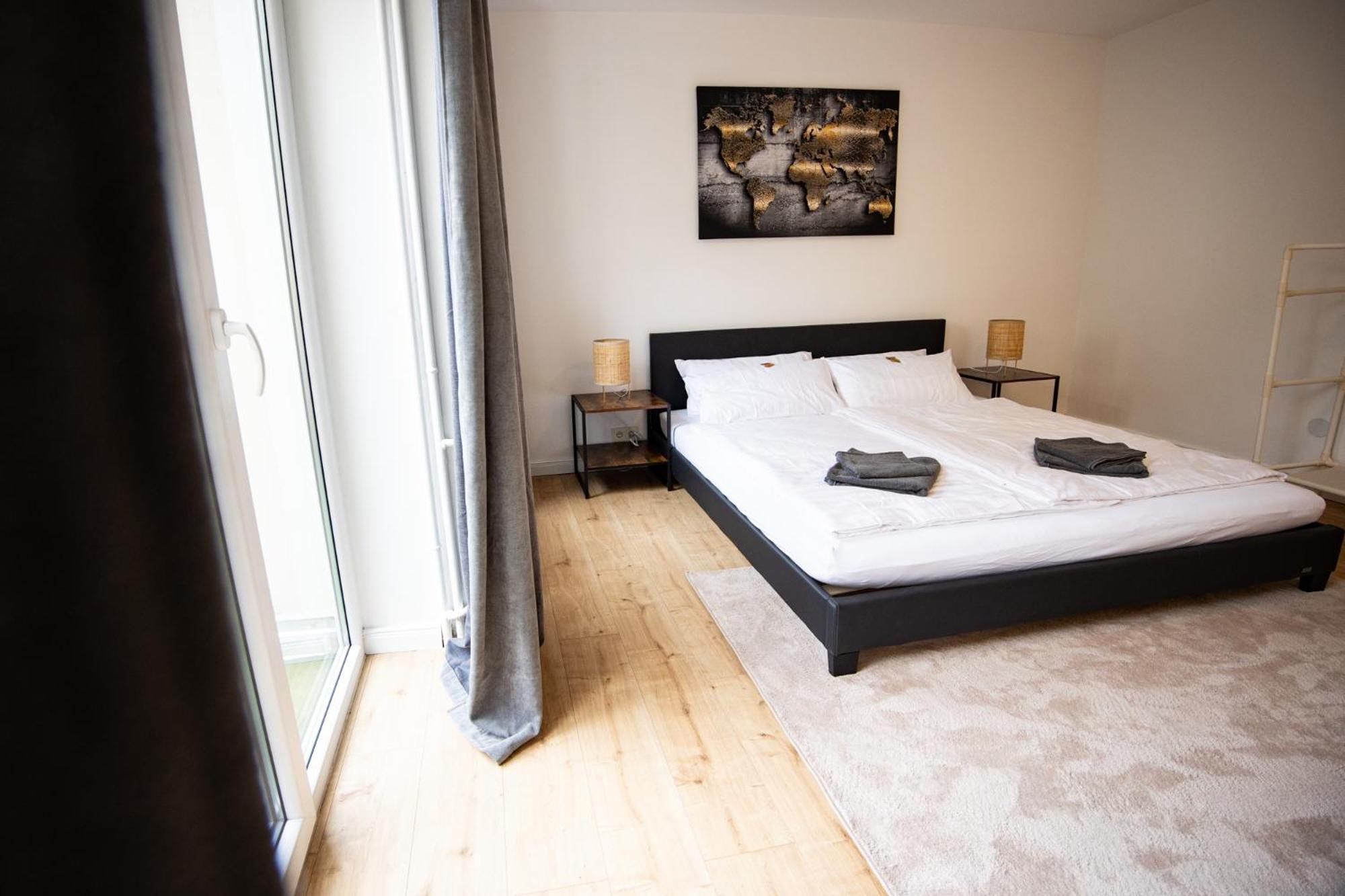 Me Living Bad Pyrmont Innenstadt 10 Meter Balkon Экстерьер фото