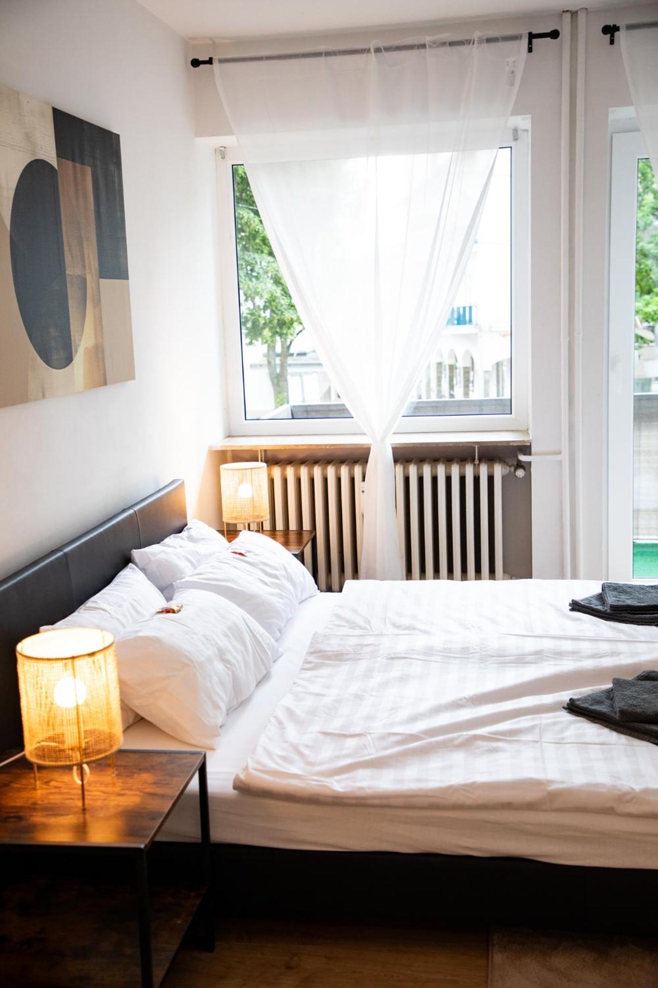 Me Living Bad Pyrmont Innenstadt 10 Meter Balkon Экстерьер фото